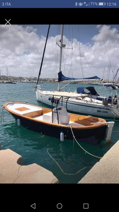 La Tana Del Pescatore Bríndisi Exterior foto